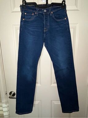 Women’s Levi’s 501 Button Fly Straight Leg Jeans W29 L32 Dark Wash